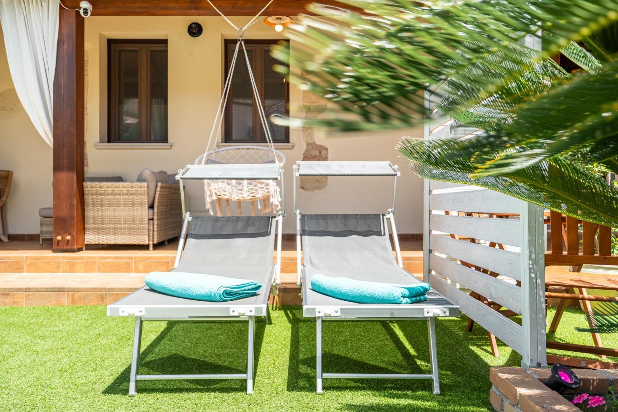Villa Campidanese Асемини Екстериор снимка