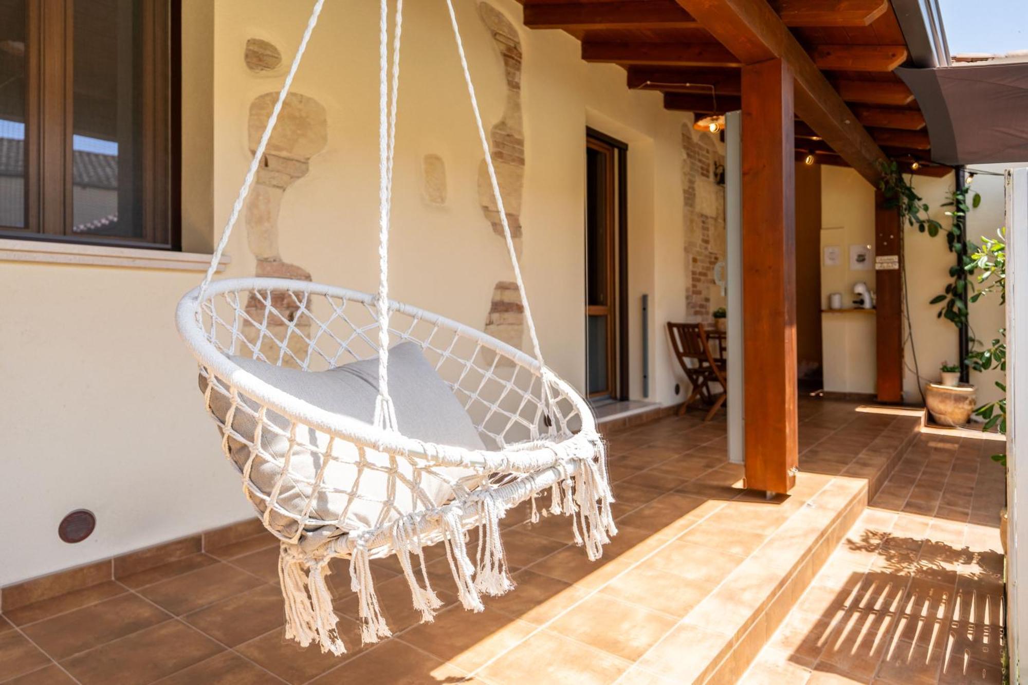 Villa Campidanese Асемини Екстериор снимка